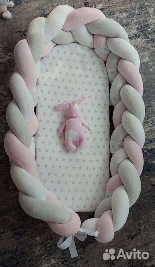 Комплект в кроватку для новорожденных