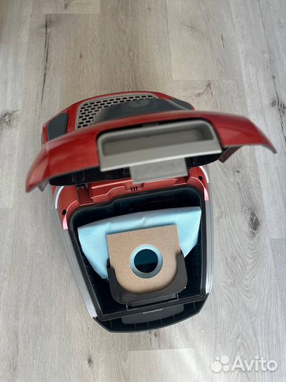 Пылесос scarlett 2200W