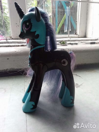 Принцесса Селестия и Найтмер мун