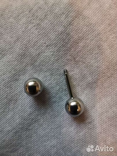 Серьги-гвоздики