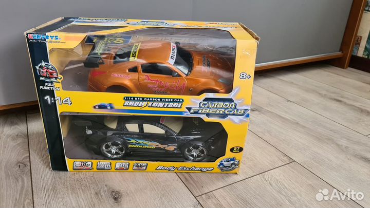 Kentoys 1:14 Carbon fiber cab машина на пульте упр
