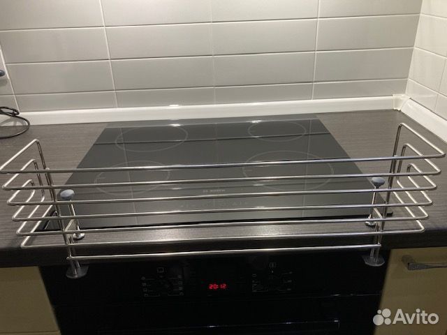 Защитный барьер на плиту от детей