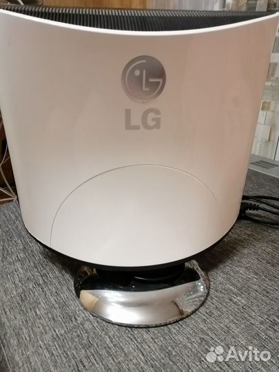 Монитор LG Flatron 1740 BQ