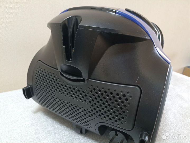 Пылесос Samsung SC885B контейнер