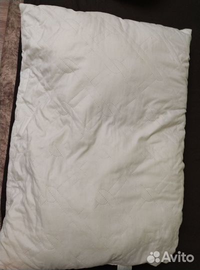 Подушки, холлофайбер и перо