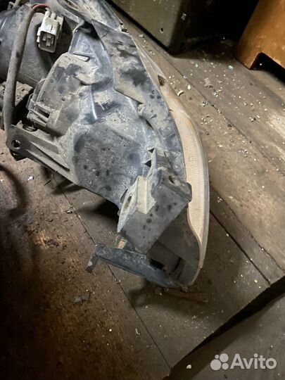 Фара левая на impreza gh