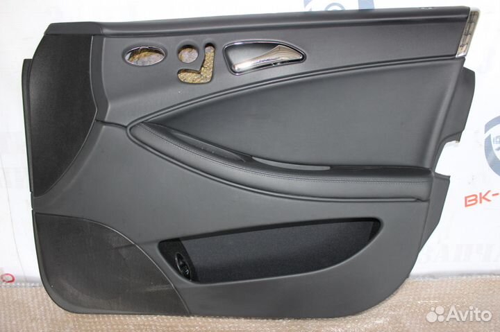 Обшивка передней двери Mercedes CLS-Class C219