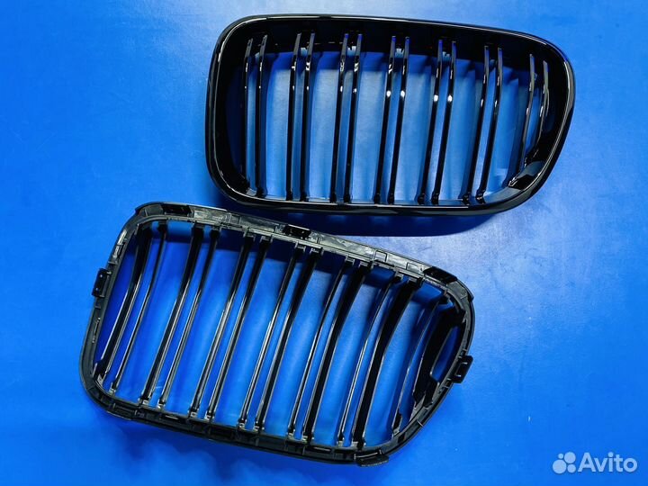 Решетка радиатора BMW F25 дорест М стиль глянец
