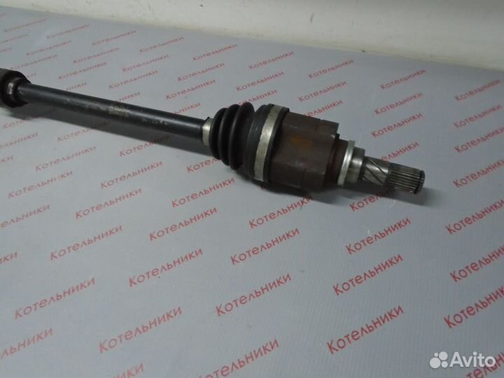 Nissan 39100-JX00A Вал приводной правый