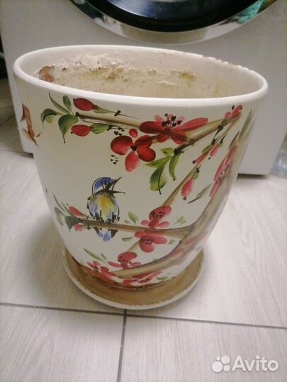 Горшок для цветов большой глиняный