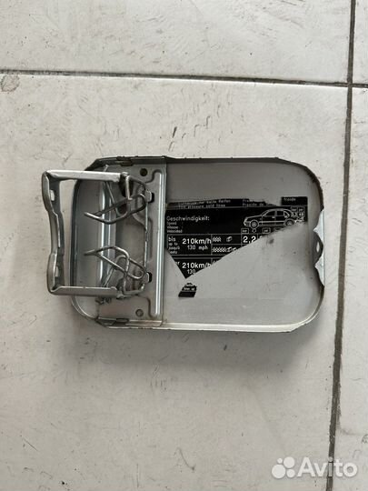 Лючок бензобака Mercedes w210