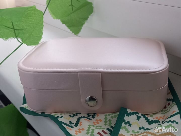 Шкатулка для украшений