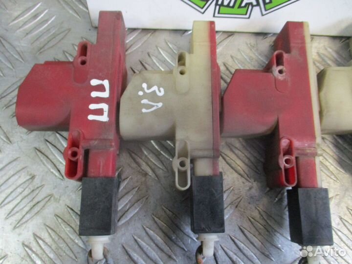 Активатор замка двери BMW 3 E30 1986г