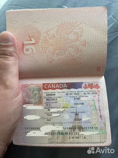 Туристическая Виза и Иммиграция в Канаду