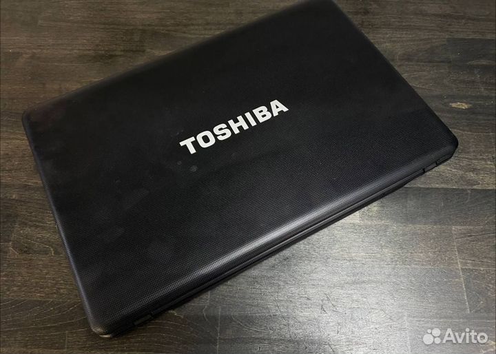 Ноутбук Toshiba на Core i3