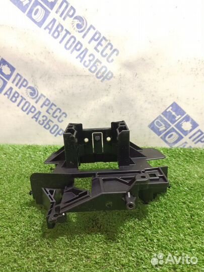 Кронштейн Ford Focus 2 хэтчбек 1.8 qqdb 2007