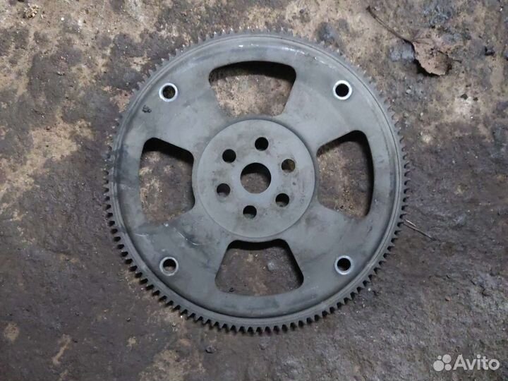 Mazda 3 маховик