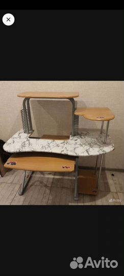 Компьютерный стол