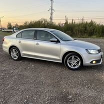 Volkswagen Jetta 1.6 AT, 2014, 195 000 км, с пробегом, цена 1 220 000 руб.