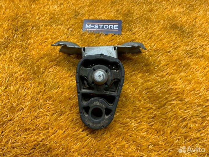 Подушка глушителя Volkswagen Touareg 7P cgra 2011