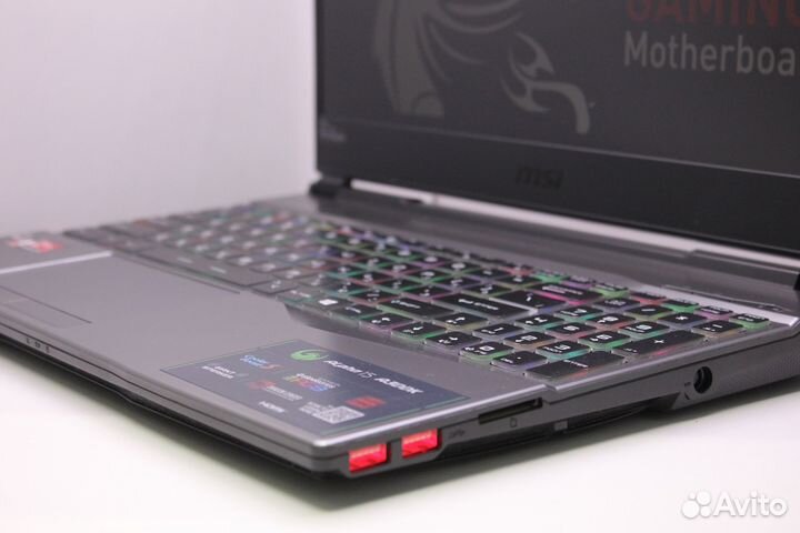 Игровой ноутбук Msi Alpha