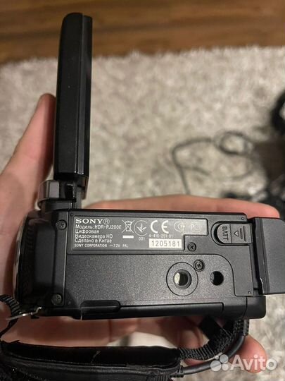 Видеокамера sony HDR-PJ200E