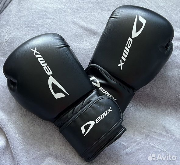 Боксерские перчатки взрослые
