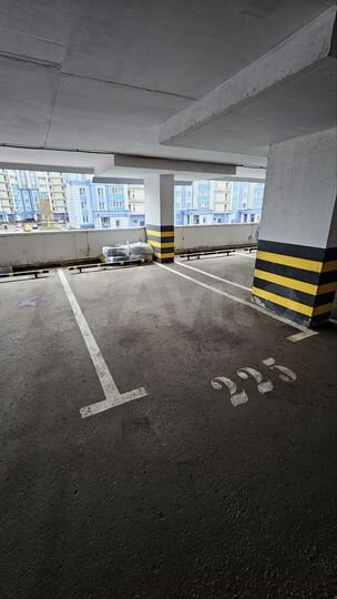 Машиноместо, 13 м²