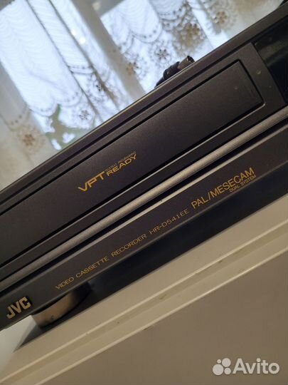 Видеомагнитофон JVC HR-D541EE б/у