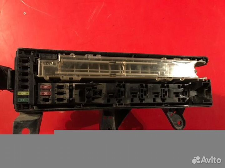 Блок предохранителей Lexus Is 250