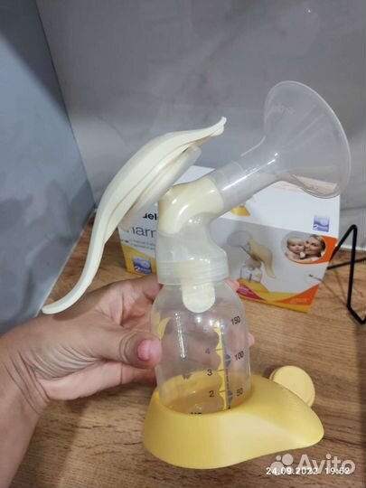 Молокоотсос medela ручной