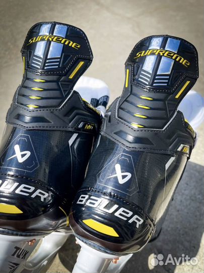 Хоккейные коньки Bauer Supreme M4
