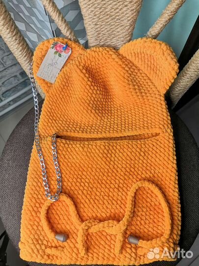 Вязаные изделия ручной работы