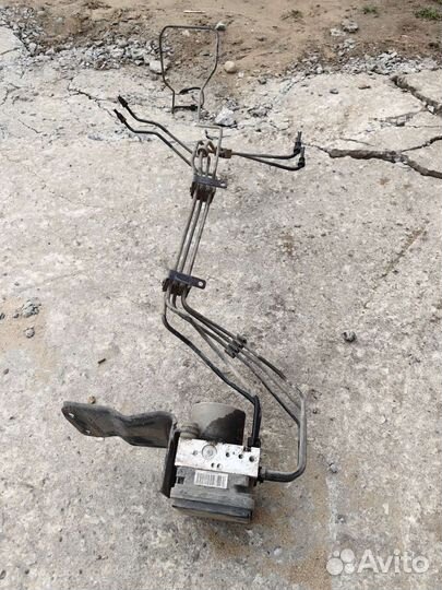 Блок управления ABS на Hyundai Solaris 2