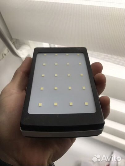 Power bank (повербанк)