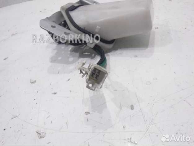 Замок багажника Лексус GX 2