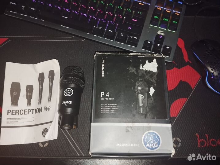 Akg p4