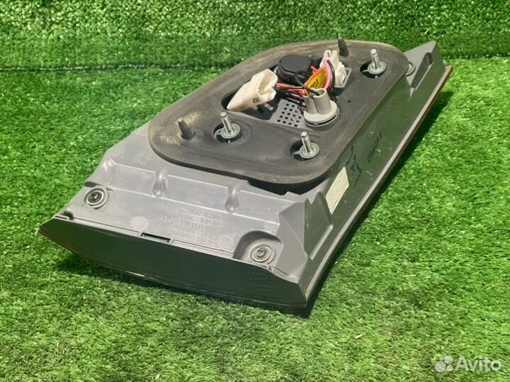 Фонарь задний правый Hyundai I40