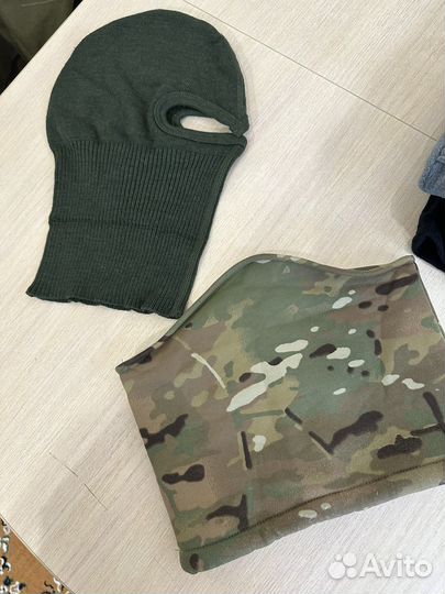 Продам балаклавы разные. Новые