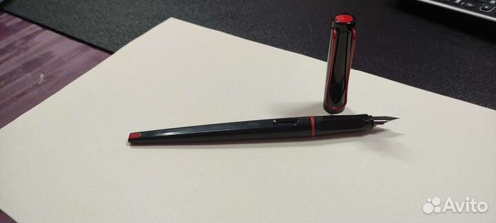 Ручка перьевая