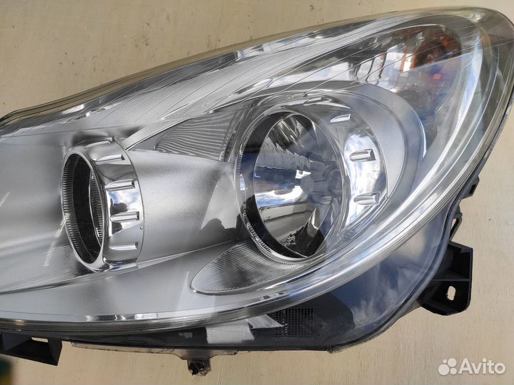 Фара левая Хром на Opel Corsa D Дорестайлинг