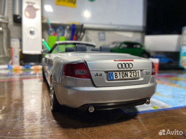 Audi a4 cabriolet 1 18
