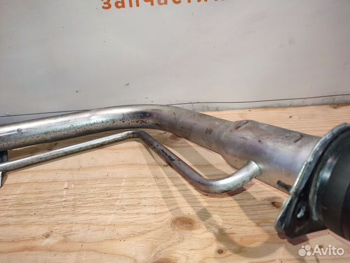 Горловина топливного бака Suzuki Grand Vitara