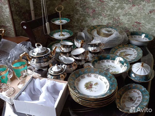 Сервизы:чайный(26т.р)столовый(46т.р
