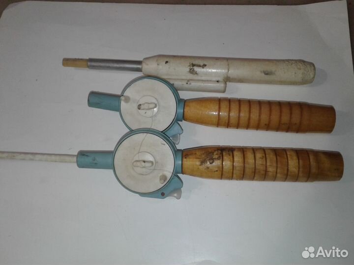 Рыболовные снасти.Зимние