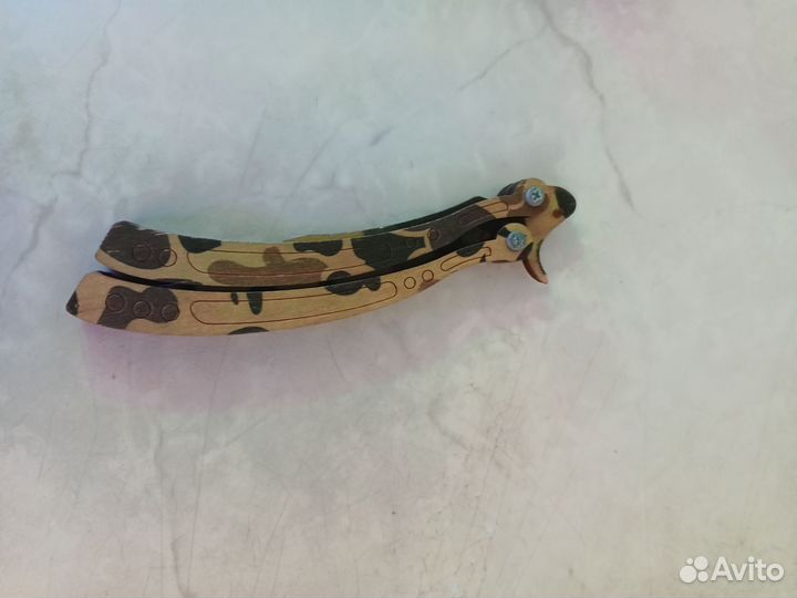 Деревянный нож бабочка