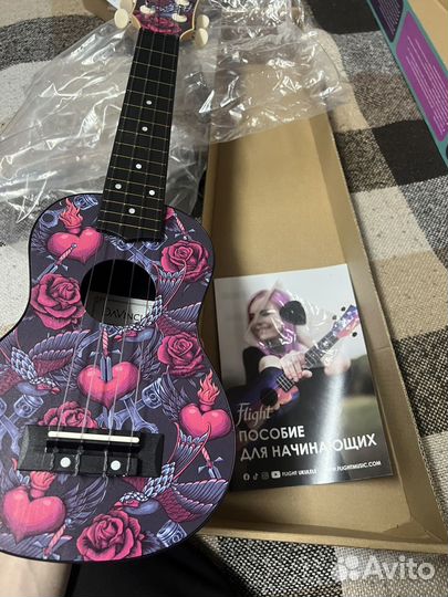 Укулеле новый