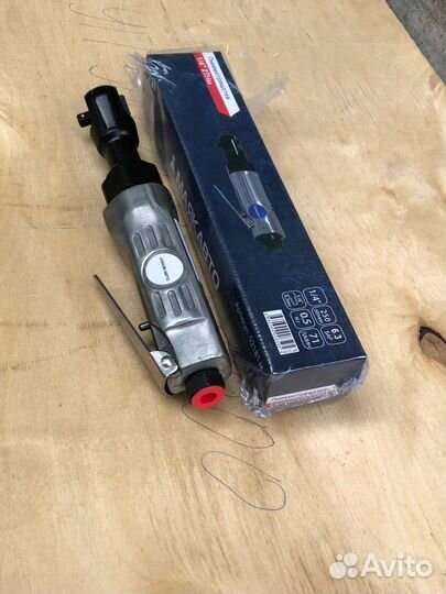 Трещотка пневматическая Маяк Авто 1/4 27 nm