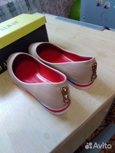 Балетки новые