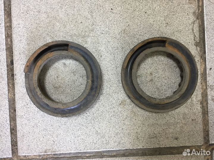 Пружина передняя Ford Focus 1